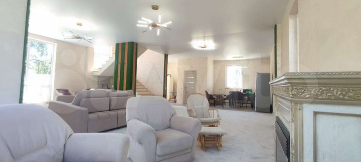 Дом 176 м² на участке 6 сот.