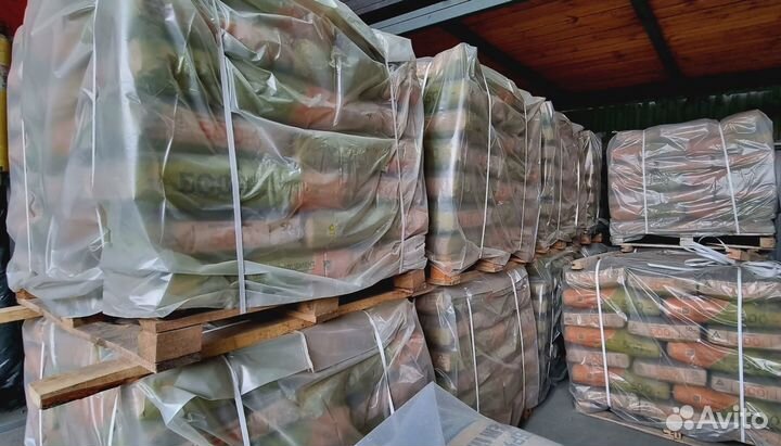 Цемент Углегорский в мешках