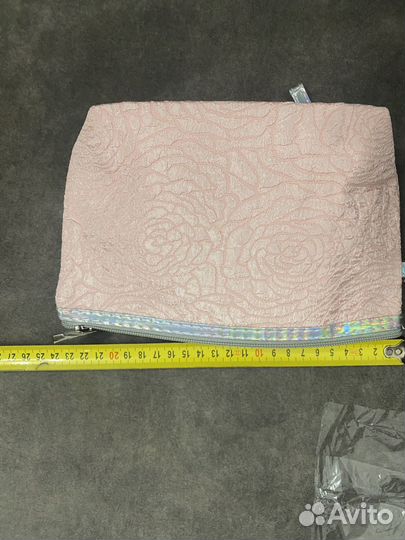 Косметичка с розами