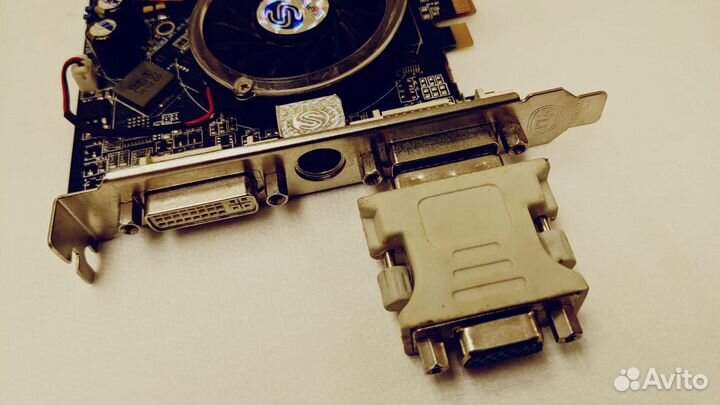 Видеокарта PCI-E Sapphire Radeon X1600 XT / 256Mb