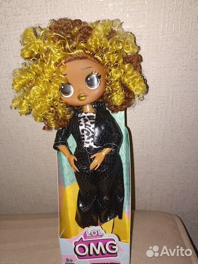 Кукла лол с кудрявыми волосами