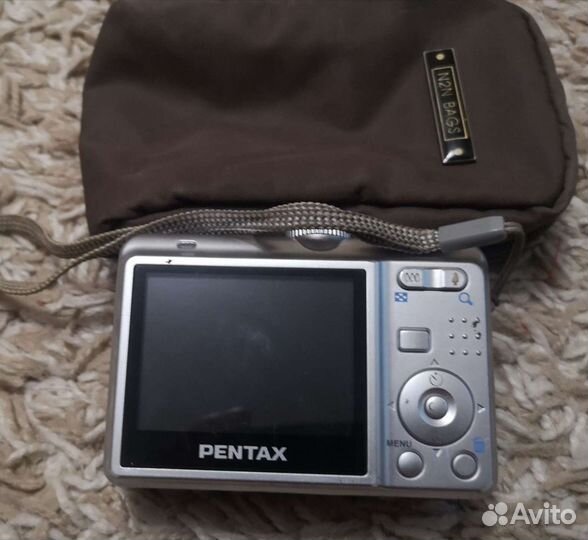 Компактный фотоаппарат