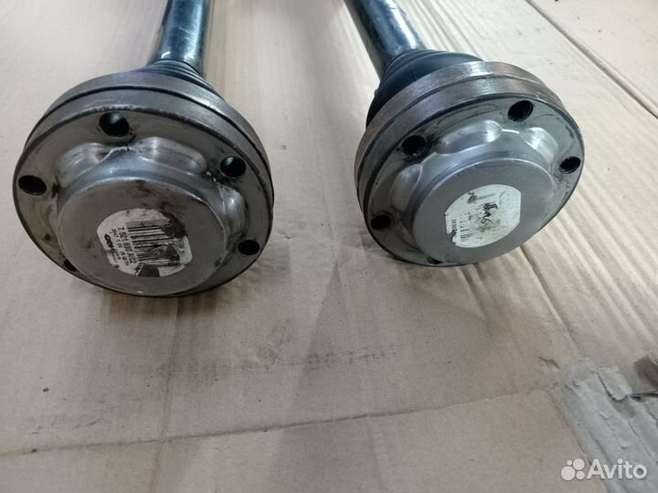 Оборотный выходной вал BMW