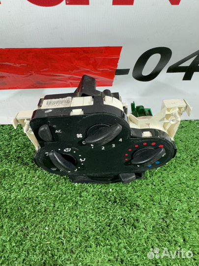 Блок управление печкой Renault Logan 1