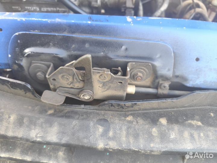 Замок капота ока 1111