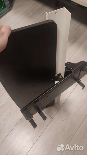 Выдвижная полка для клавиатуры и мышки