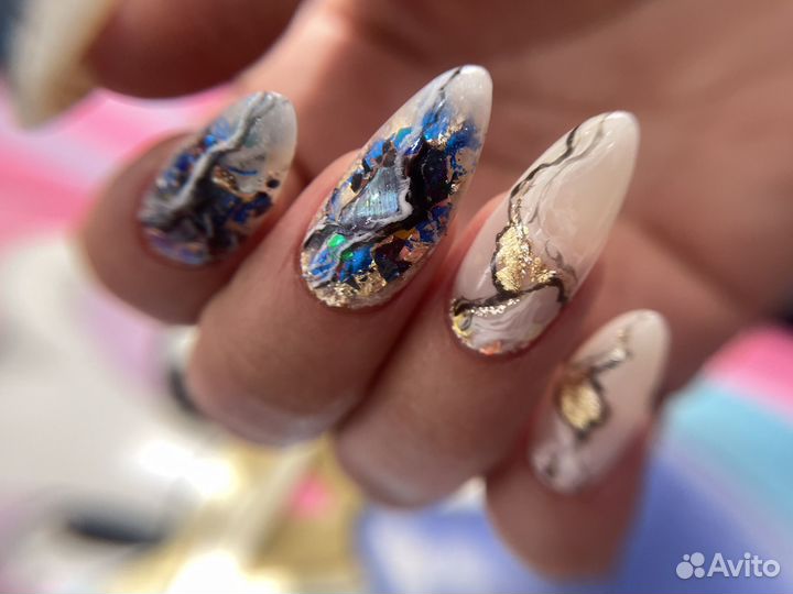 Маникюр и педикюр