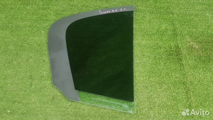 Форточка двери задней левой VW Passat B6