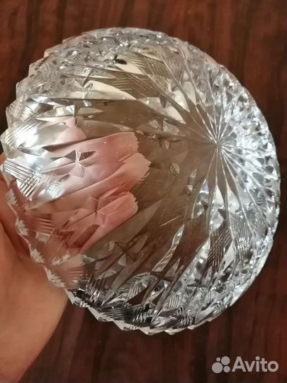 Ваза хрустальная