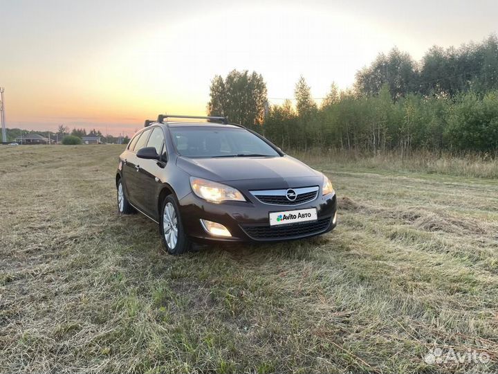 Opel Astra 1.6 МТ, 2012, 214 000 км