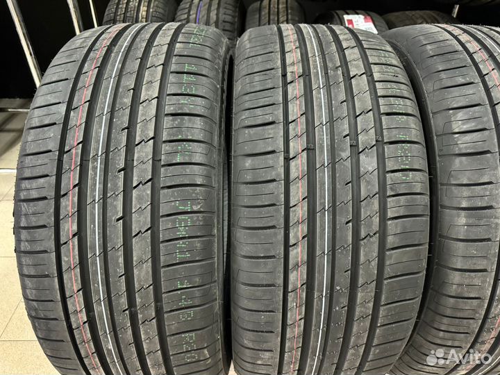 Tracmax X-Privilo RS01+ 265/35 R22