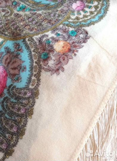 Павловопосадский шерстяной платок