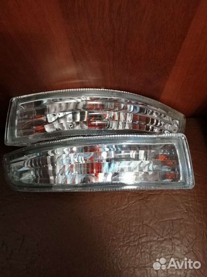 Боковые габаритные огни в бампер