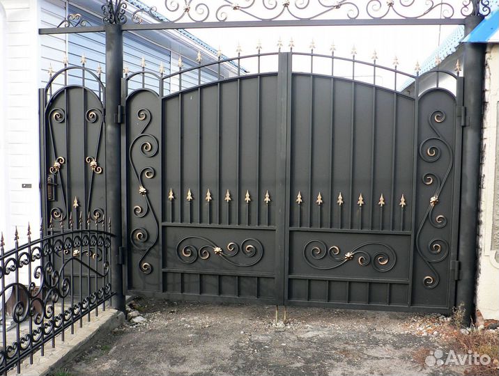 Кованные ворота с доставкой