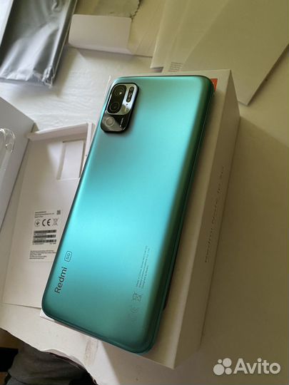 Телефон Xiaomi Redmi Note 10 5G