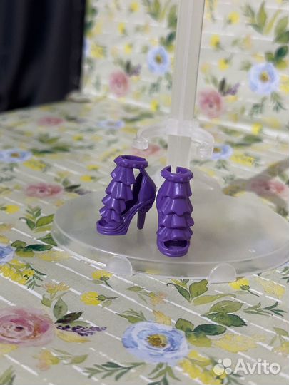 Одежда и обувь для кукол