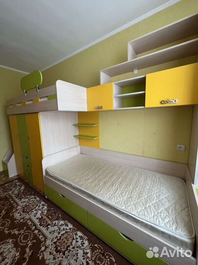 Мебель в детскую комнату 2 кровати