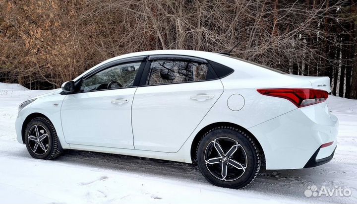 Аренда авто без водителя Hyundai Solaris