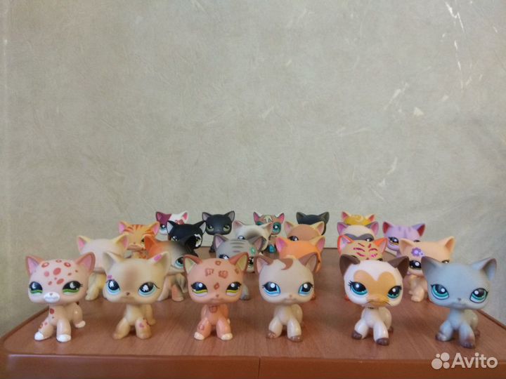 Стоячки LPS 23 шт. Кошки лпс