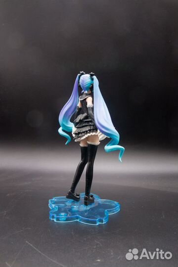 Вокалойд Хатсуне Мику Vocaloid Hatsune Miku