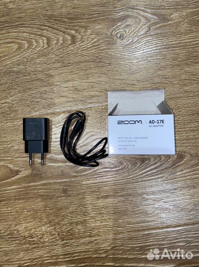 Микшерный пульт zoom L-8 livetrak