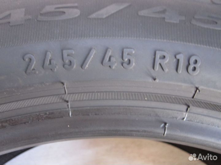 Pirelli Cinturato P7 245/45 R18