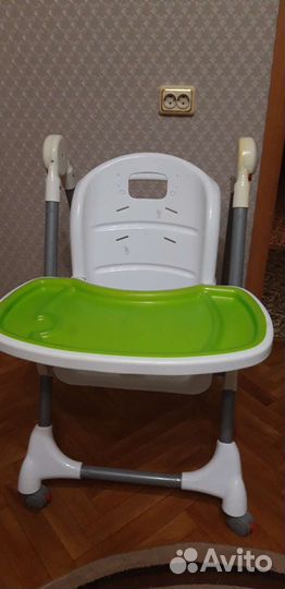 Столик для кормления ребенка