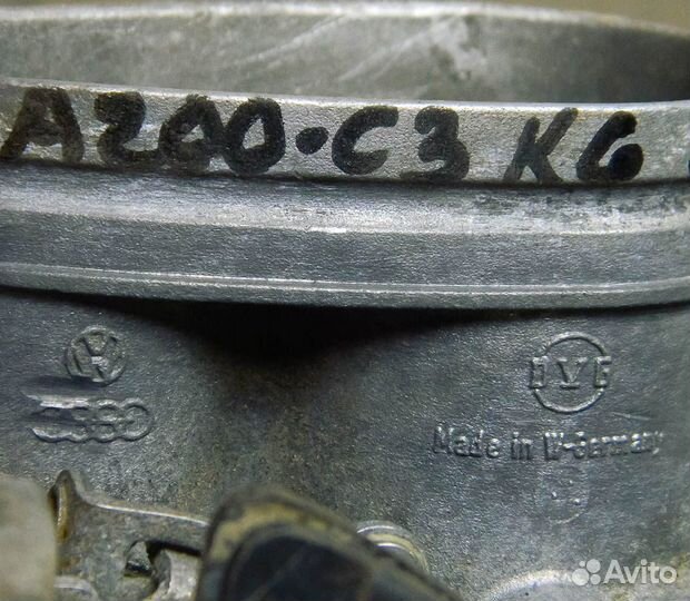 Заслонка дроссельная Audi 100 C3 2.1 KG