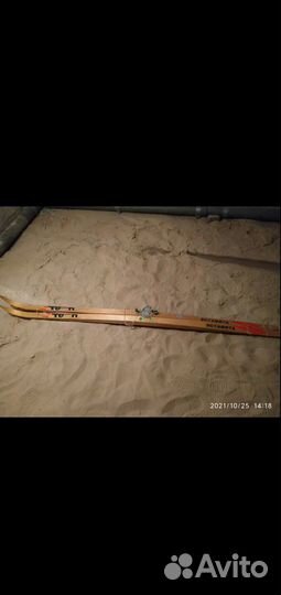 Лыжи деревянные