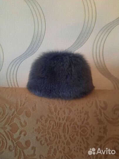 Шапка с помпоном