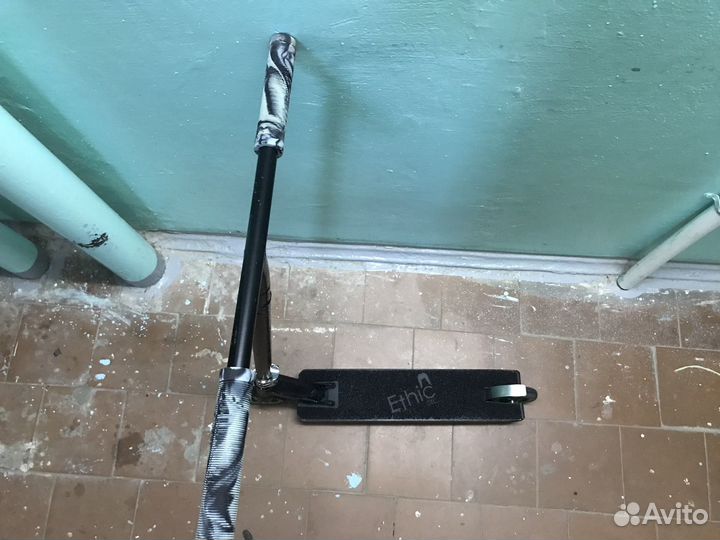 Трюковой самокат кастом стрит