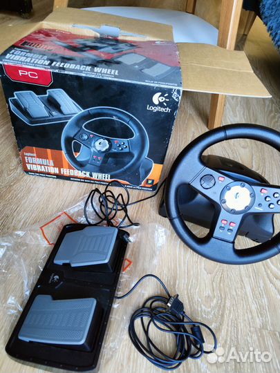 Игровая приставка Logitech formula