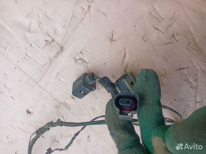 Проводка заднего бампера под парктроники Audi A8 D