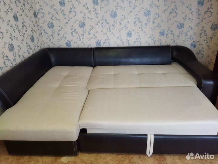 Угловой диван