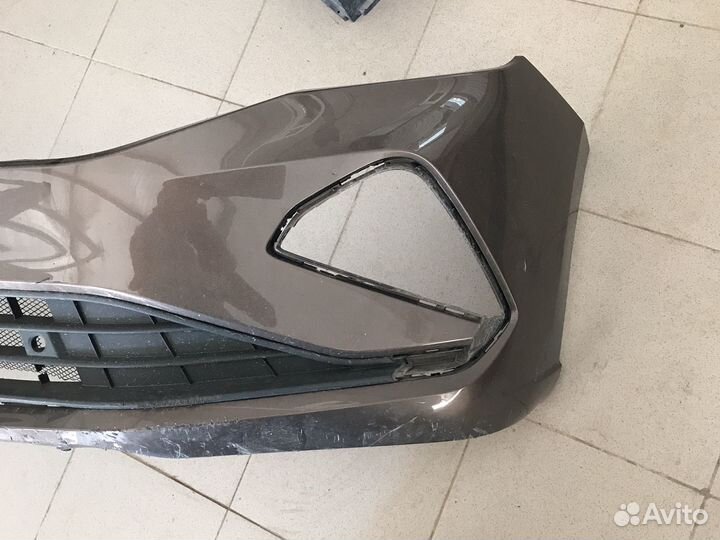 Оригинальный бампер VW Polo