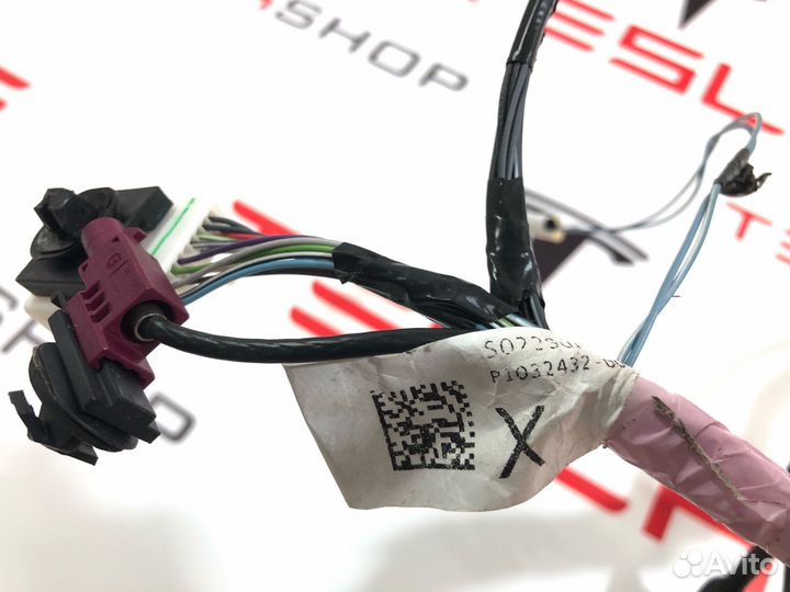 Электропроводка двери Tesla Model X 2019