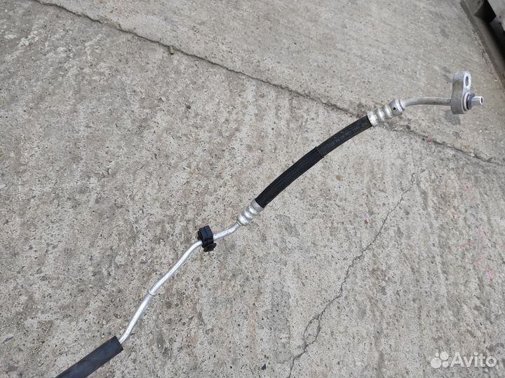 Трубка кондиционера длинная на Opel Astra J OPC