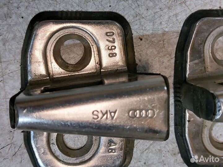 Петля замка двери audi a8 d2 ауди а8 д2