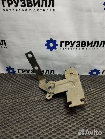 Кронштейн (крепление) Volvo FH4 21252110