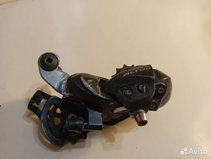 Задний переключатель shimano altus 7-8 ск