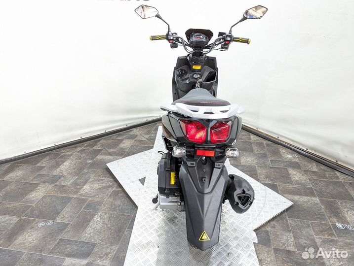 Скутер Wizard (49/150)