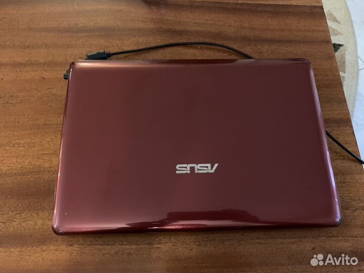 Нетбук Asus Eee PC 1215p