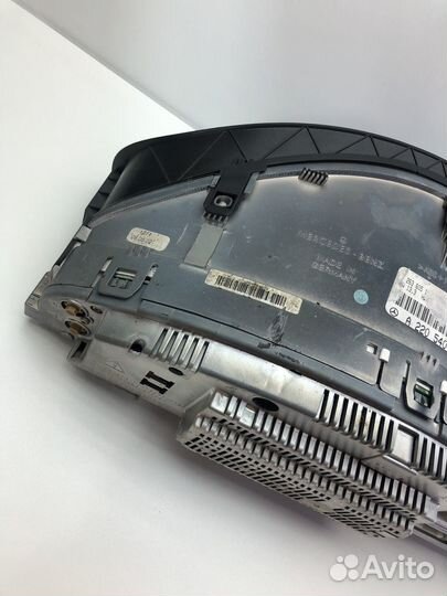 Панель приборов Мерседес A 220 540 84 11