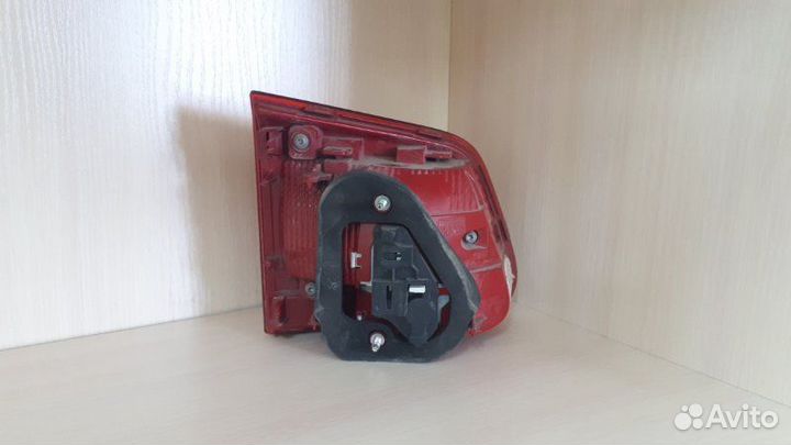 Фонарь задний правый Volkswagen Tiguan 5N1 2015