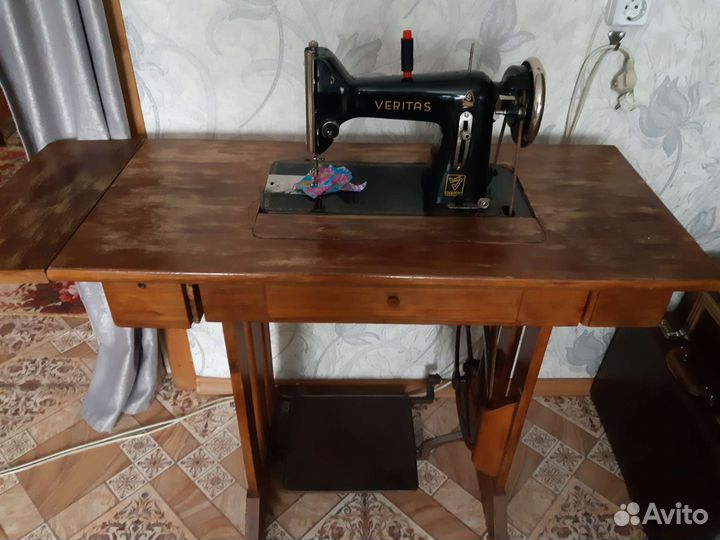 Швейная машина veritas