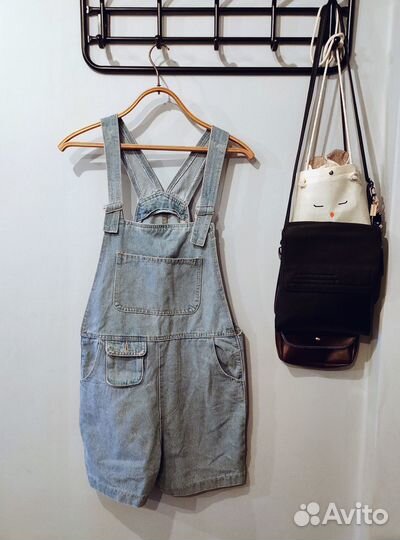 Комбинезон джинсовый
