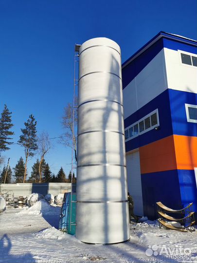 Емкость из нержавейки для приемки хранения молока