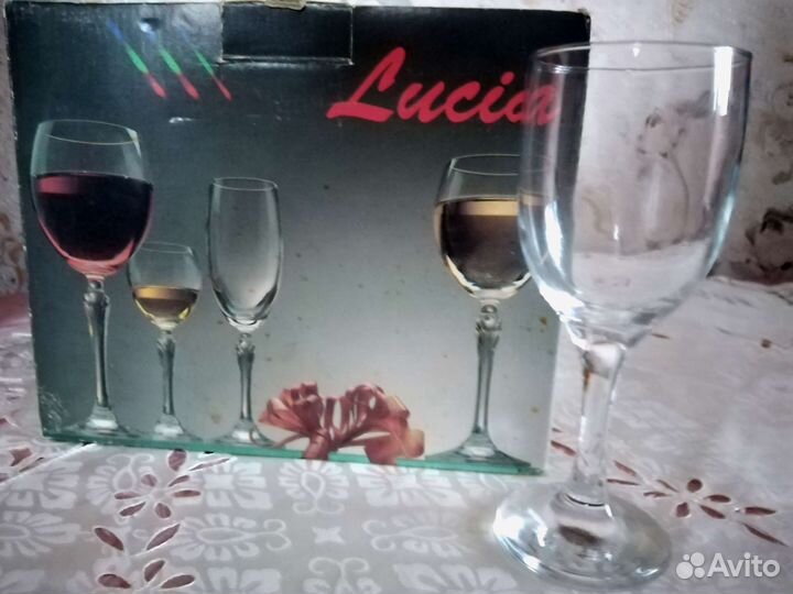 Фужеры, бокалы под шампанское