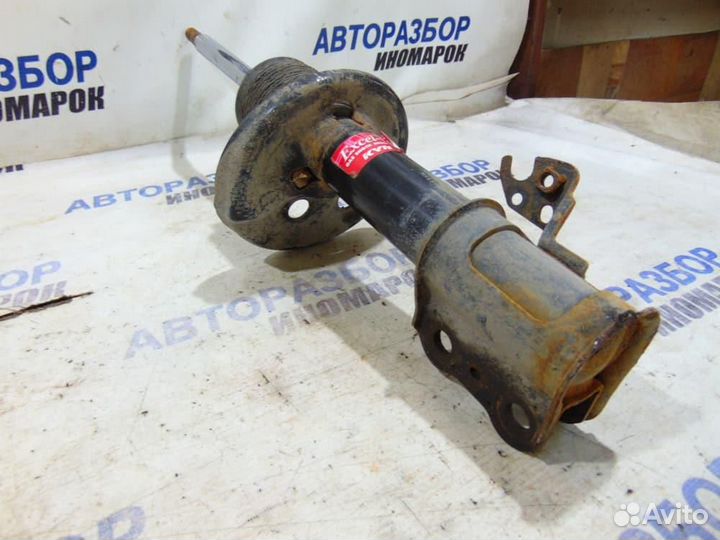 Амортизатор передний левый для Toyota Caldina 199