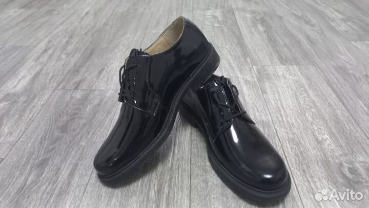 Туфли военные лабутены